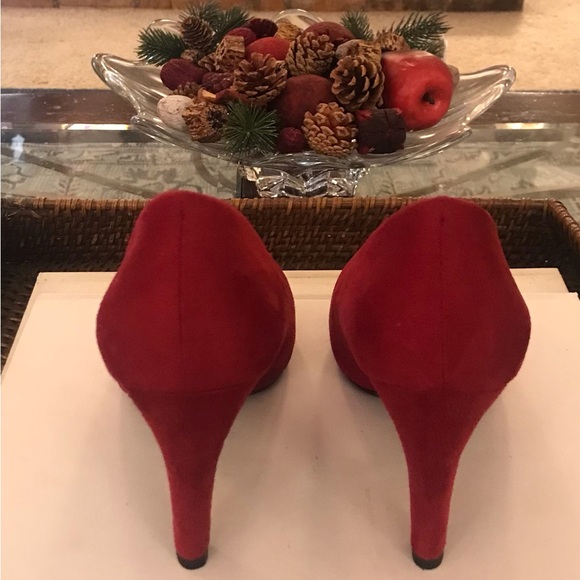 Red Women's Heels - Picture 2 of 5